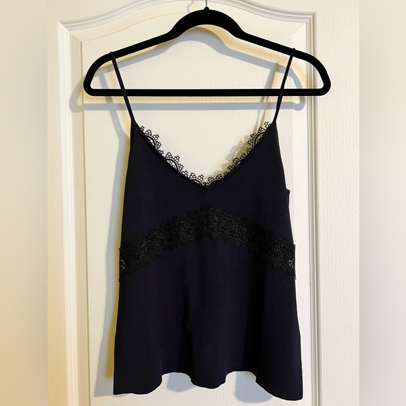 NWT 🌟 Elegant lace Top - Picture 1 of 5